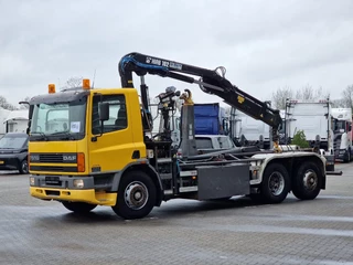 DAF CF 2002 - 250 6x2*4 - Hooklift - HIAB 102 Crane - Manual gearbox - Steering axle - Euro 3 image 4