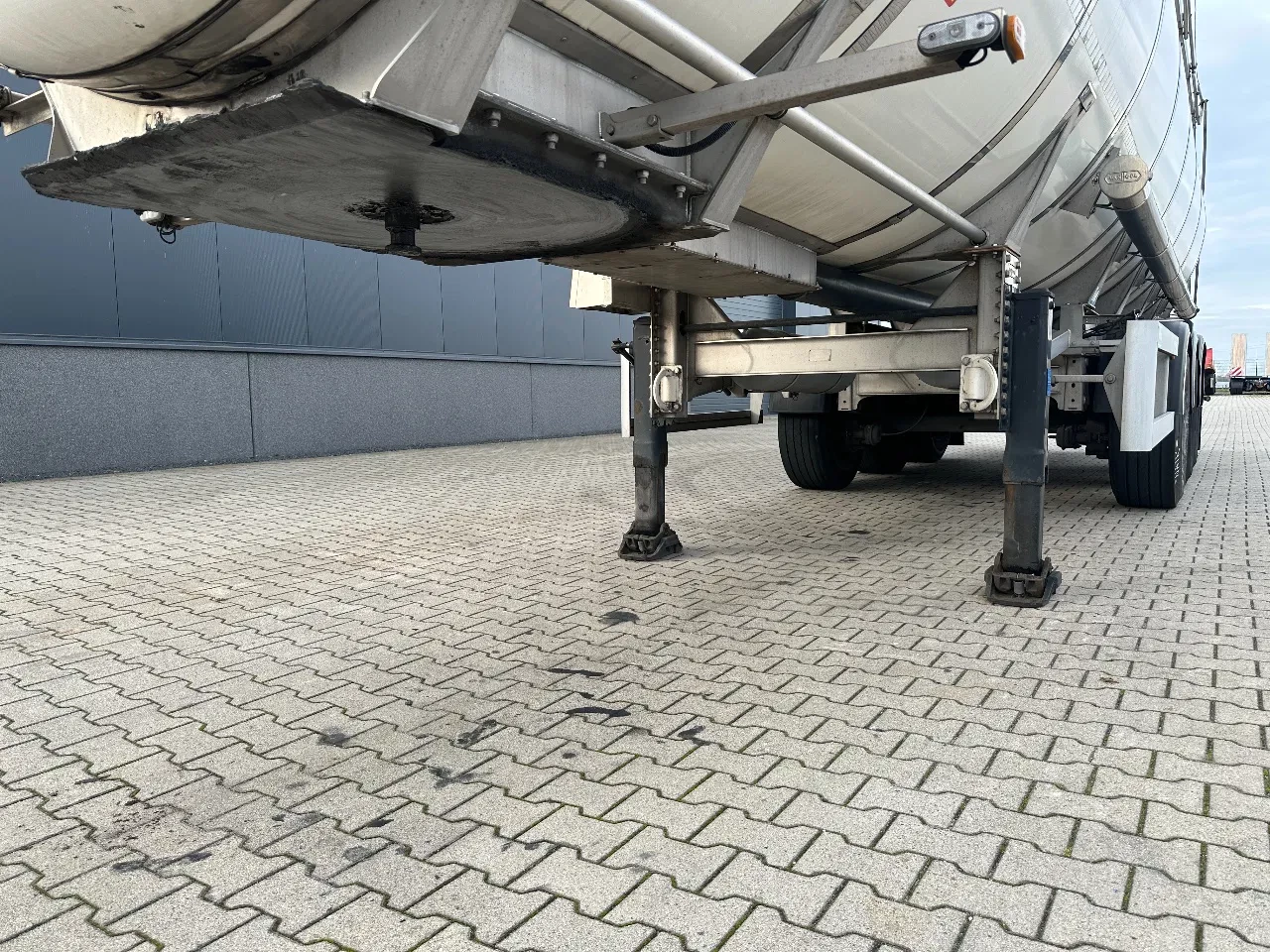 Van Hool 2015 - FOOD / 39.000L / 3-COMP / INOX / NL-trailer image 57
