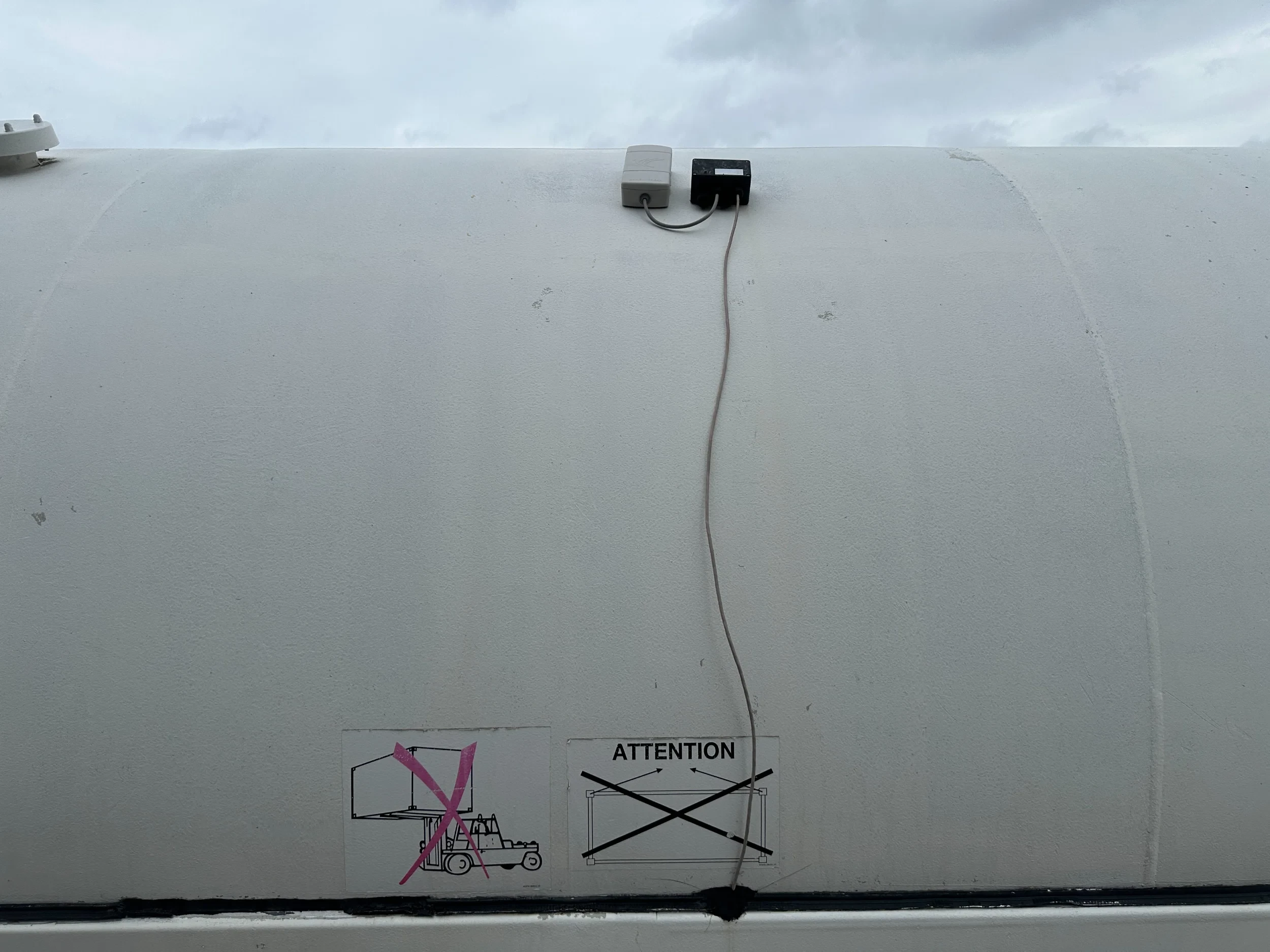 Air Liquide Italia SRL 2000 - CERTIFIED 20FT CRYOGENIC T75 ISO Tank Container (19,060L / R11.7BN / 22KW / TESTS valid until: 12-2028 afbeelding 28