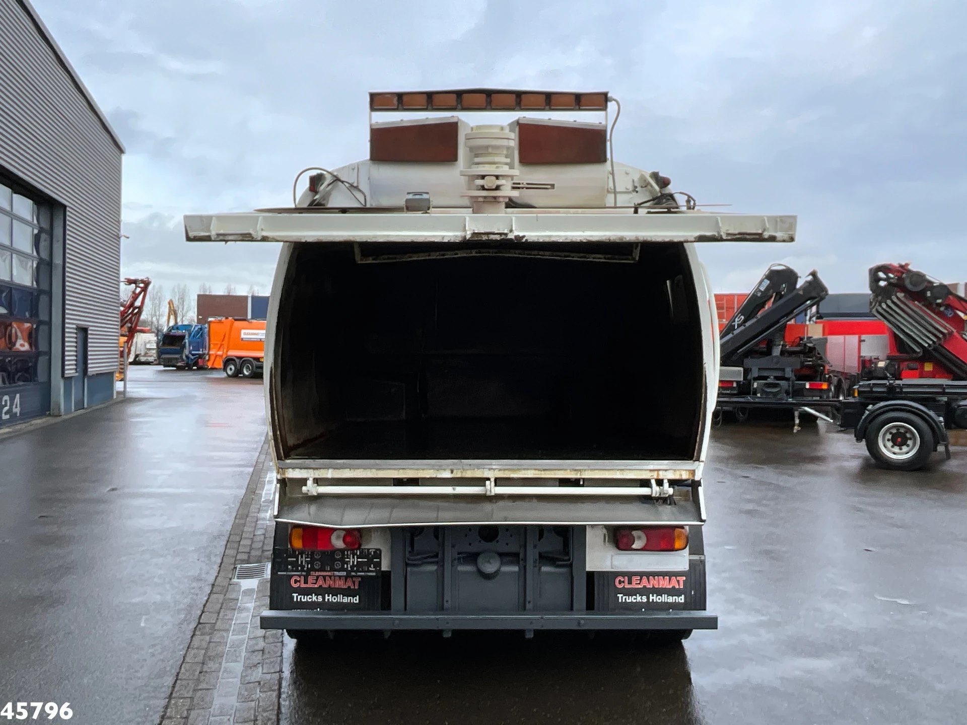 DAF FA 55 LF 160 Bucher Eurofant 50 Just 154.678 km! 2003 image 4