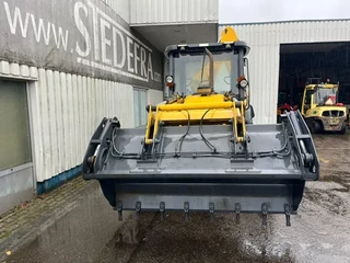 New Holland N/A 2018 - B 80 B-SS , 4x4 , Backhoe loader , 4in1 Bucket image 10
