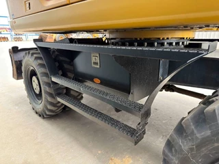 Cat N/A 2015 - M318F obrazek 26