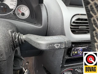 Opel Corsa 2003 - 1.4-16V Cosmo APK tot 04-2027 image 13