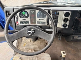 MAN 26.403 1996 - DFS 6x4 TRACTOR UNIT (EURO 2 / MANUAL GEARBOX / REDUCTION AXLES / HYDRAULIC KIT / SLIDING FIFTH WHEEL / AIRCONDITIONING) immagine 9
