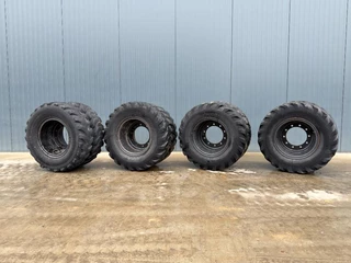 Bridgestone N/A - 1000 x 20 Set / 10.00 x 20: 4x2 Tyres изображение 1