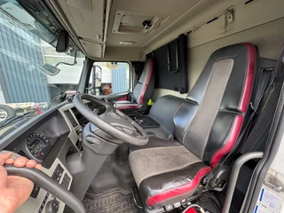Volvo FM 330 2018 - 6x2*4 BDF + Lift Only 309Tkm! Euro 6 obrazek 14