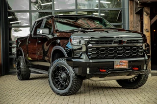 Chevrolet Silverado 2024 - ZR2 6.2 V8 imagem 1