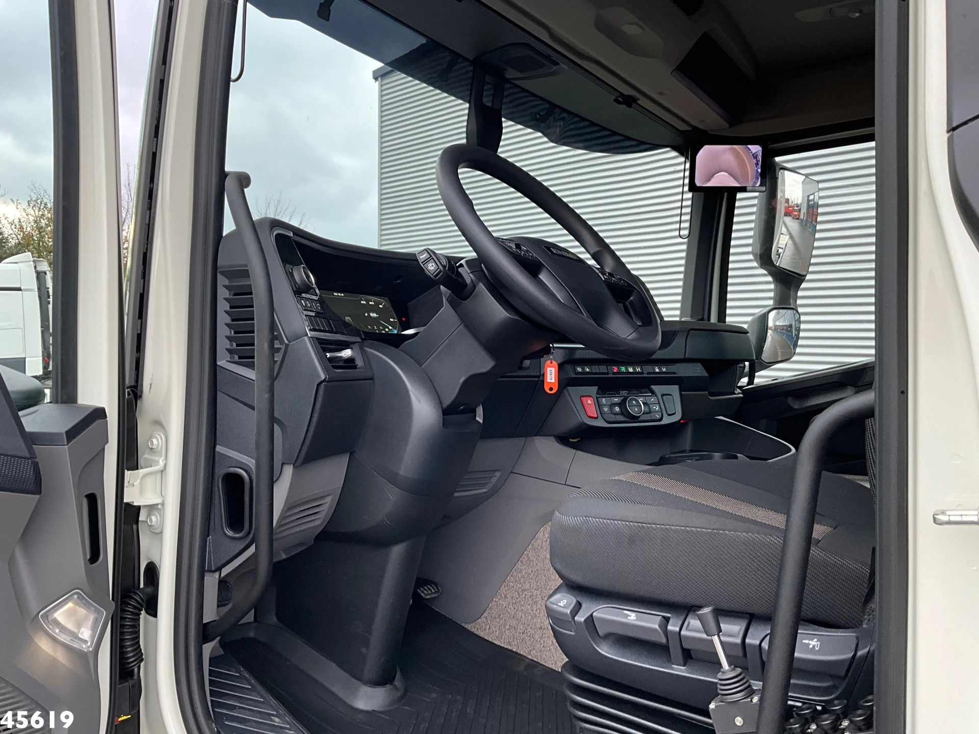 DAF FAN XD 450 Euro 6 Hyvalift 26 Ton haakarmsysteem 2026 obrázek 12