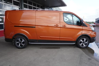 Ford Transit Custom 2023 - 300L 2.0 TDCI 130PK L2H1 Limited Active Edition DEMO image 3