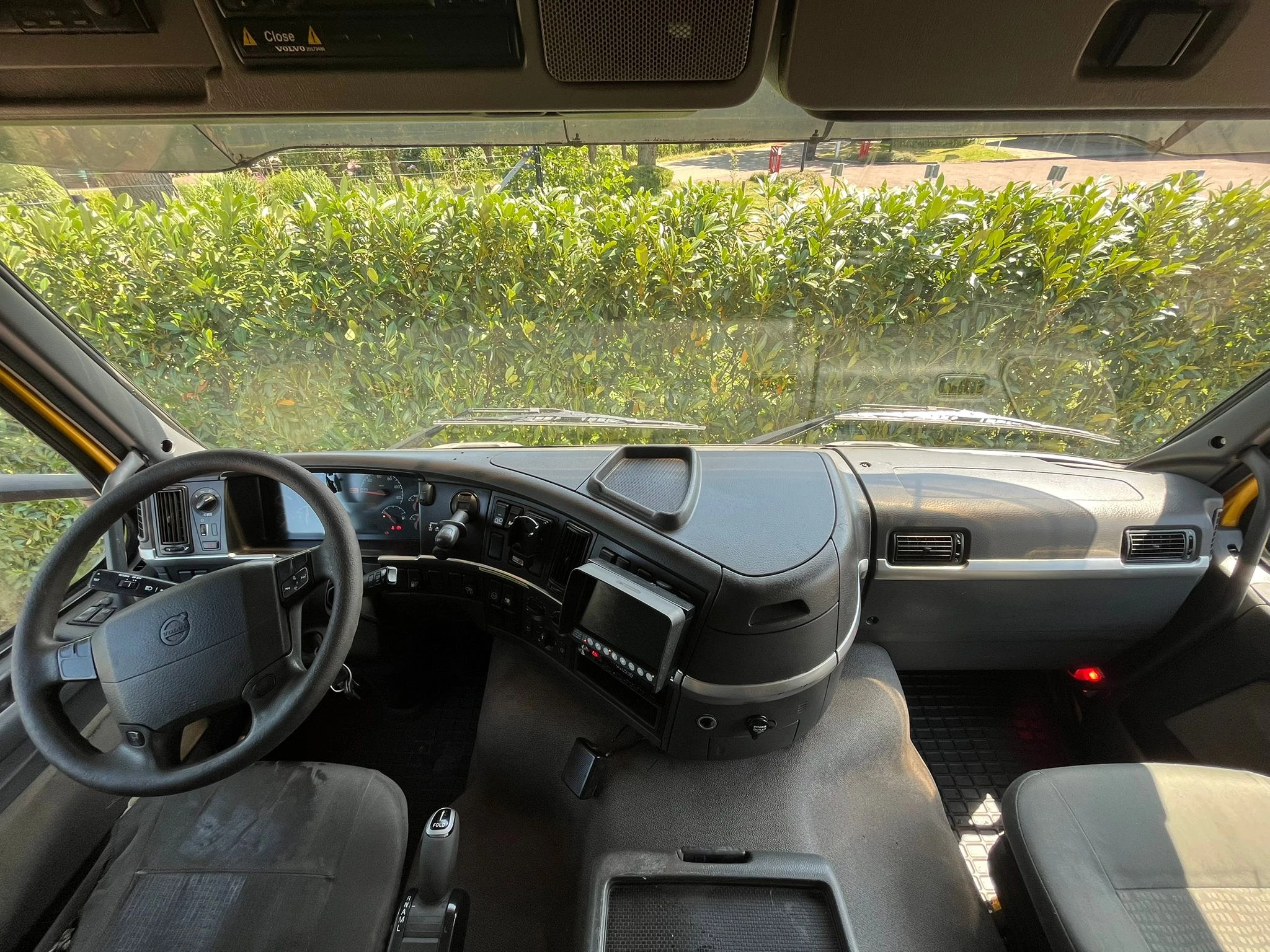 Volvo FM 2005 - 9 6X2R afbeelding 19
