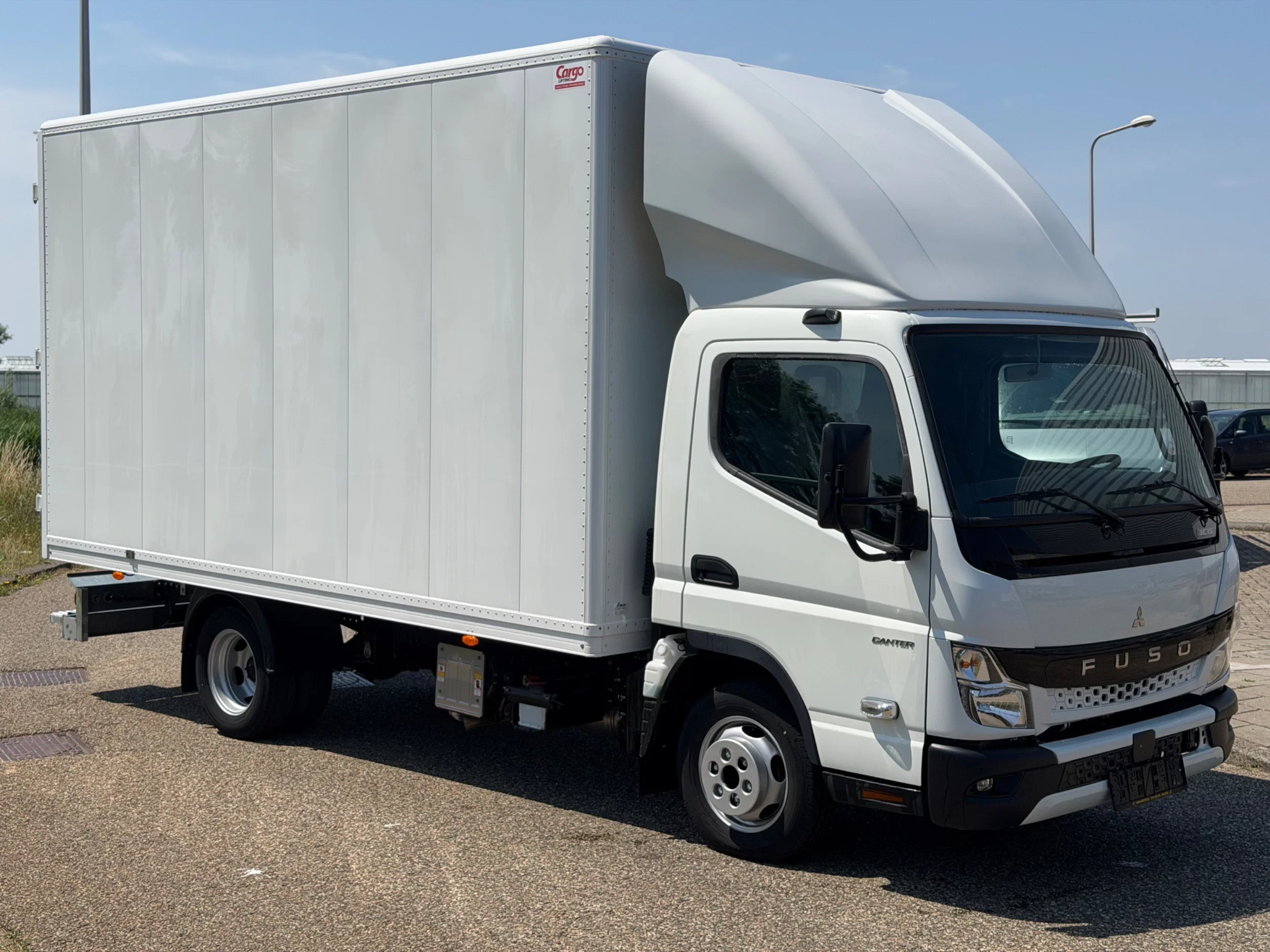 FUSO Canter 2024 - 3C15 Bakwagen Airco Trekhaak 3-Zits NIEUW BPM VRIJ 5X OP VOORRAAD obrázek 3