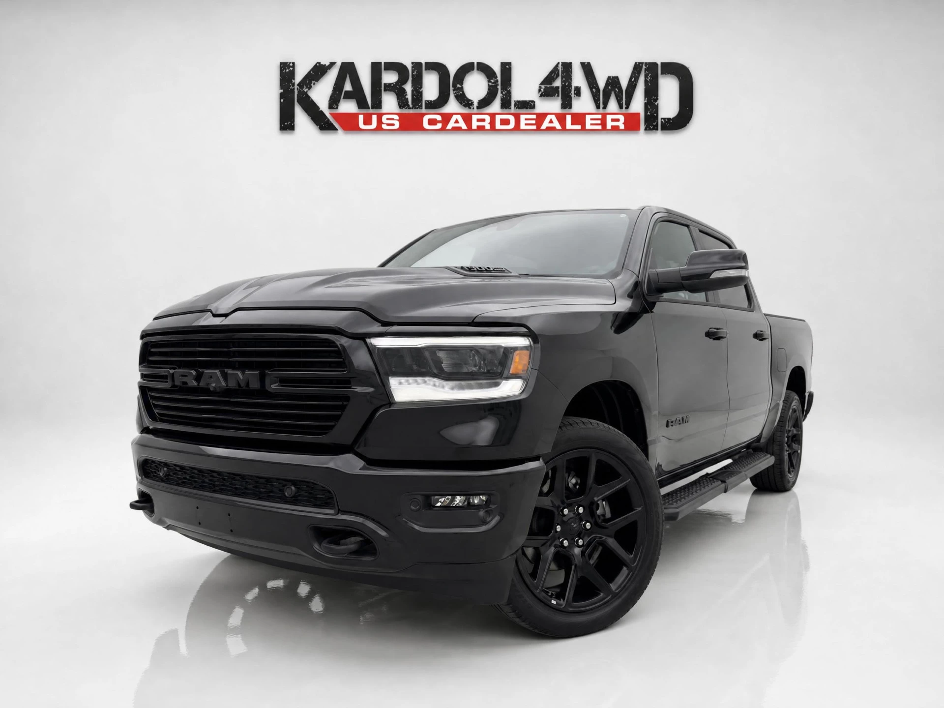 Dodge Ram 1500 2024 - Laramie Night Edition | BOMVOL!| Panoramadak elect. | Luchtvering | Virtual cockpit | Adaptive cruise | Geheel rijklaar incl. LPG &Trekhaak| afbeelding 1
