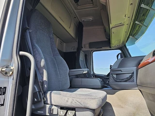 Volvo N/A 2011 - FM 11.330 obrazek 7