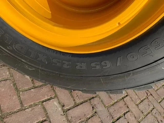 Volvo N/A 2026 - L90 H2 2026 Michelin 650/65 image 8