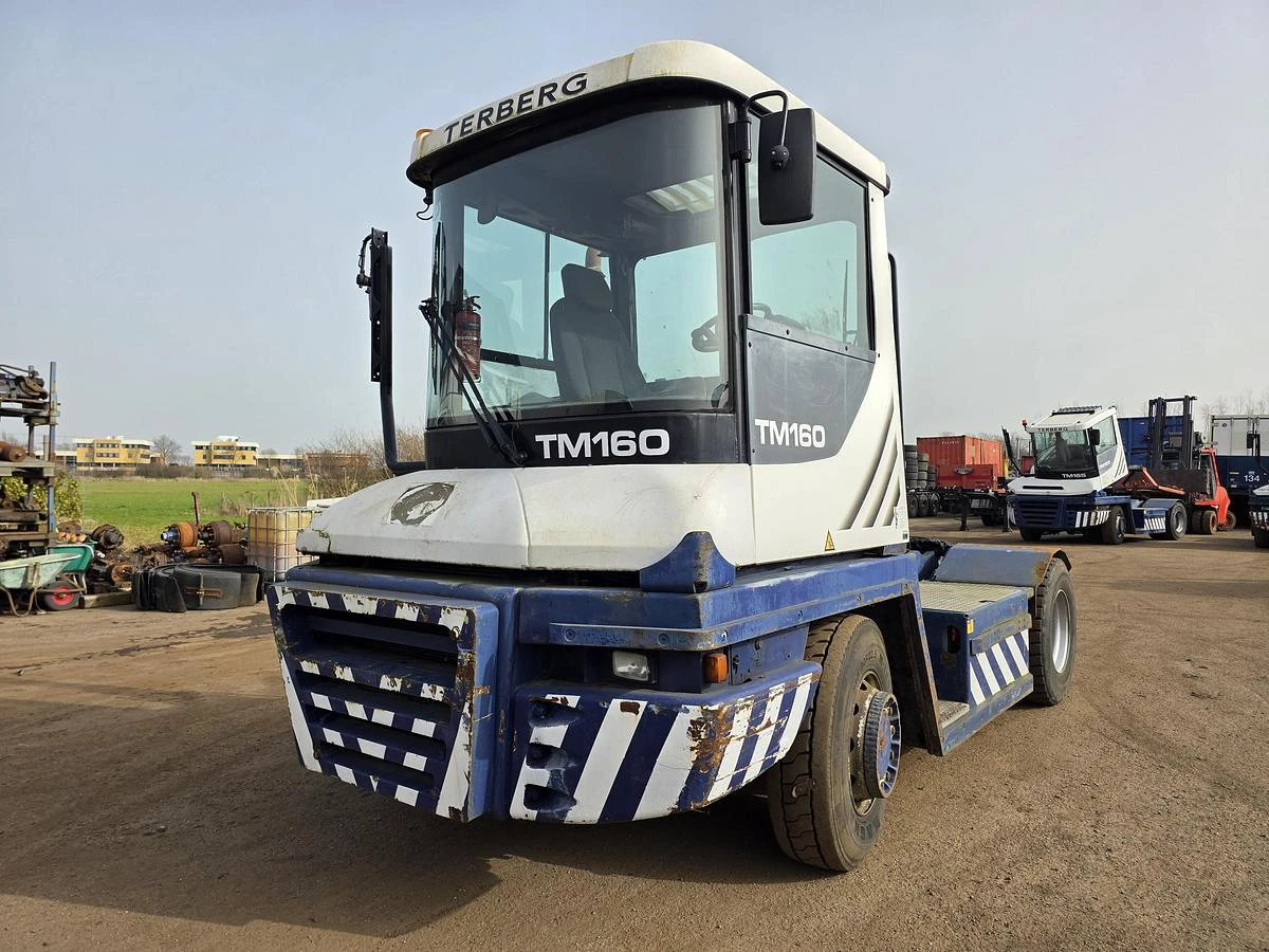 Terberg RT283 | TERMINAL TRACTOR 4X4| TURNING CHAIR. | AUTOMATIC GEAR | 23235 HOURS 2012 obrázek 1