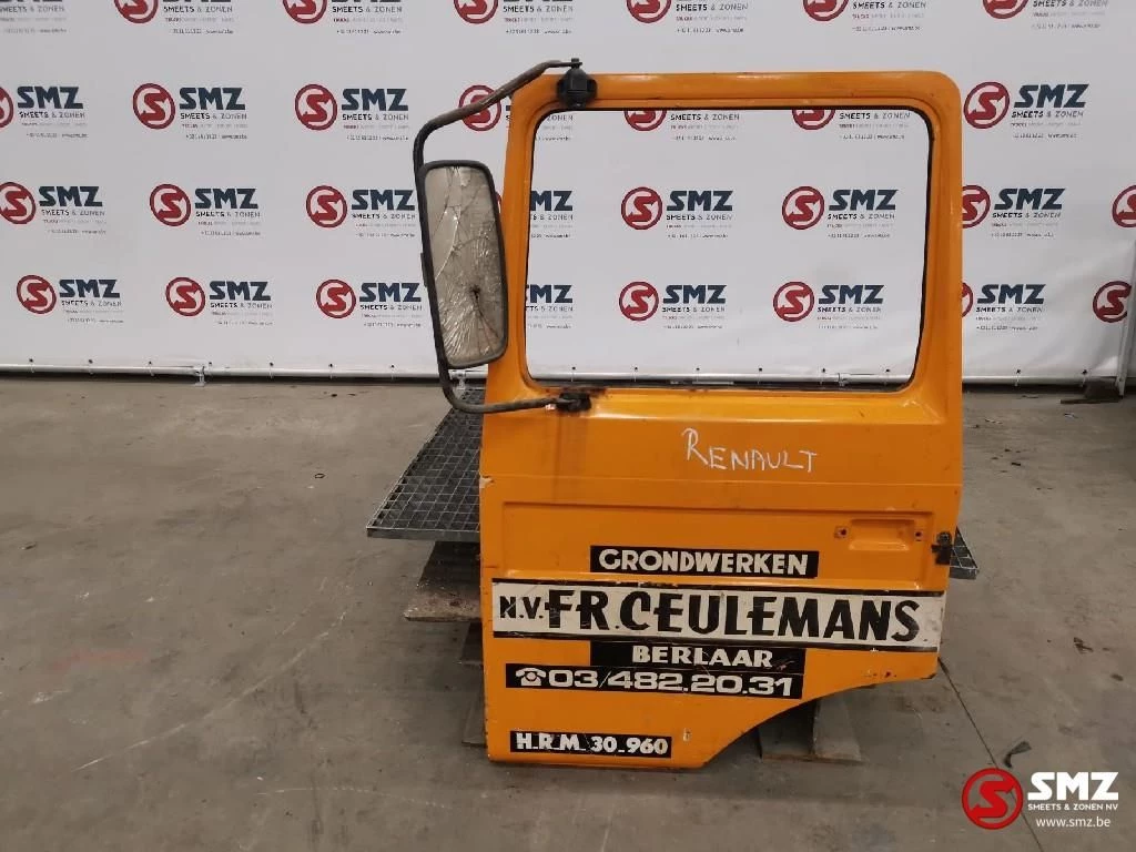 Renault - Occ Deur links Renault G afbeelding 1