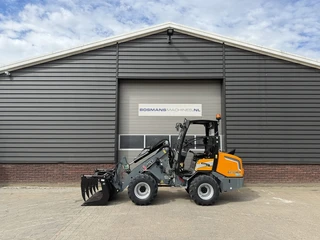 Giant G2700 HD+ minishovel NIEUW agri uitvoering 2026 afbeelding 2 miniatuur