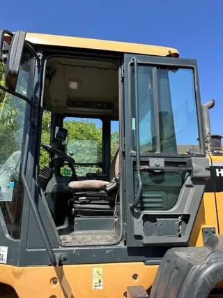 Hyundai HL730-9A 4X4 Radlader Mulch-/Klappschaufel KLIMA A 2016 - HL730-9A 4X4 Radlader Mulch-/Klappschaufel KLIMA A/C imagen 15