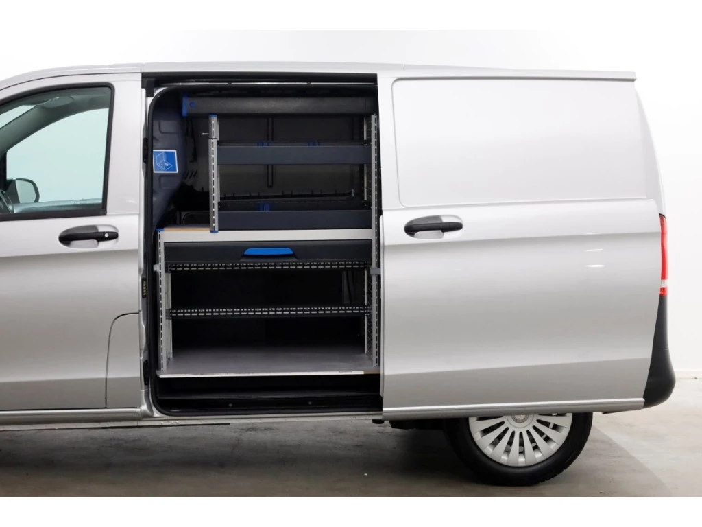 Mercedes-Benz Vito 2022 - 114 CDI 136pk Compact 9G Automaat 2x Schuifdeur/LED/Camera/Inrichting 11-2022 image 13