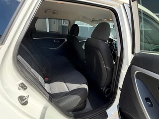 Hyundai i30 2012 - Wagon 1.6 GDI i-Motion bj.2012 Camera|Trekh|Carplay|Nap. afbeelding 12