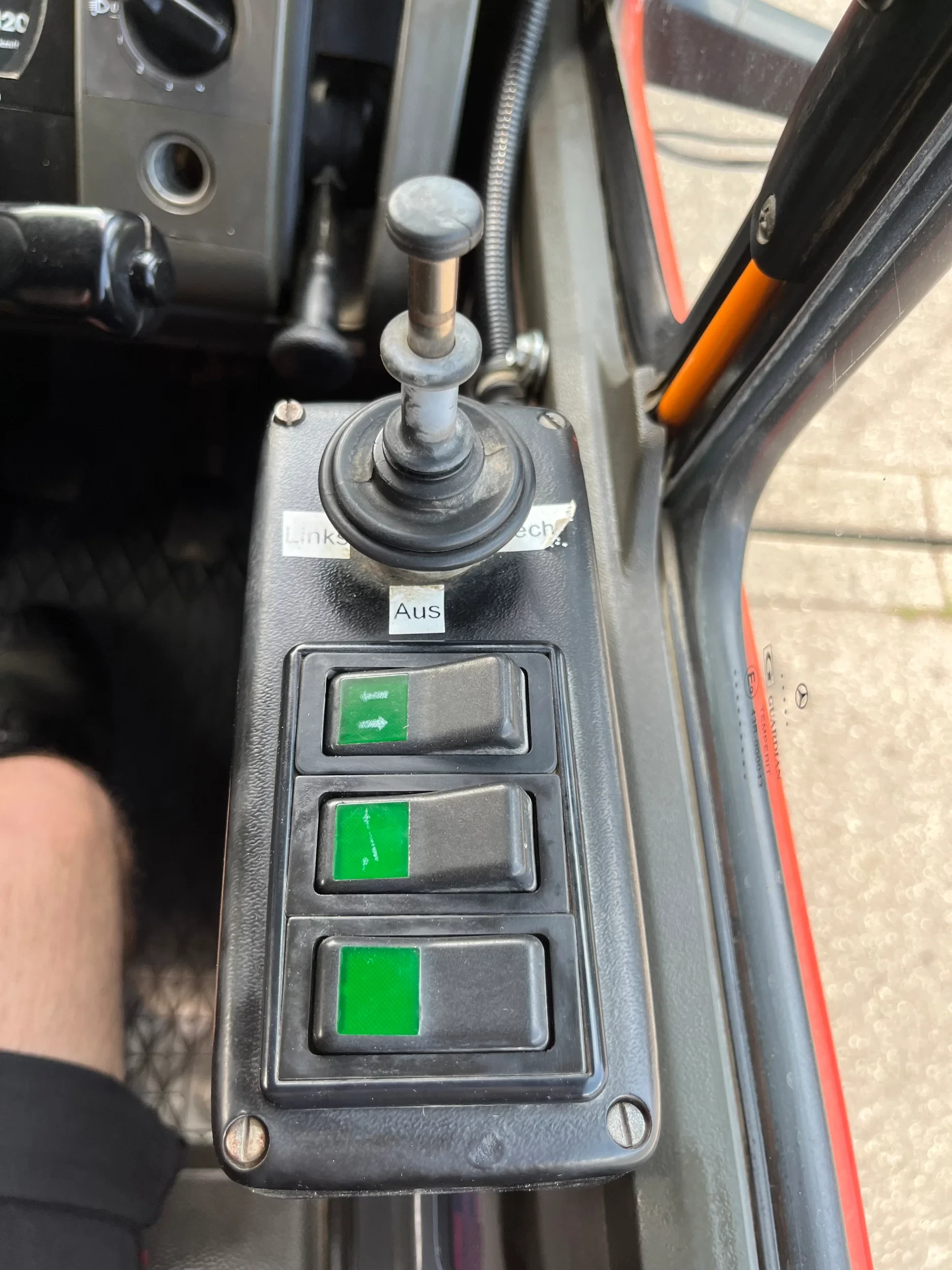 Mercedes-Benz 1317 2000 - KO, Kehrmaschine, Straßenreiniger, selbstf. Arbeitsmaschine afbeelding 26