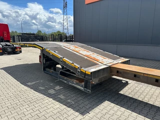 Broshuis N/A 2015 - 3ABSD Lowloader 3-axle / GVW: 53.000kg / Neck: 23.000kg / hydraulic steering + ramps + loading table / 4.60m extendable / winch / liftaxle immagine 25