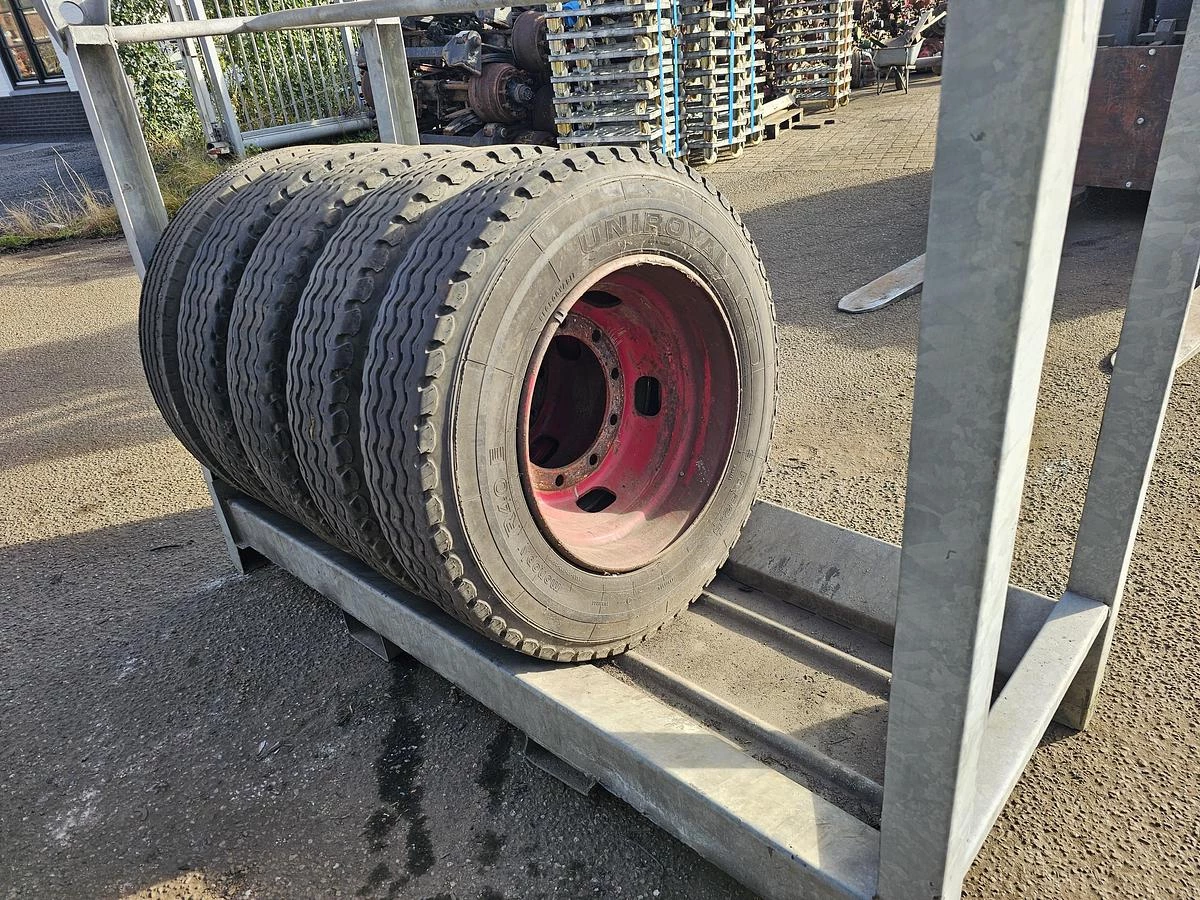 UNIROYAL ENERGY 2000 image 2