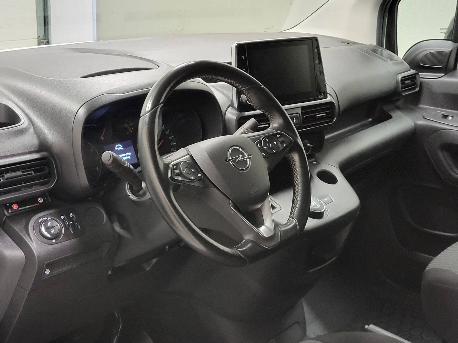Opel Combo 2021 - 1.5D 130pk L2/H1 Automaat Euro 6! zdjęcie 4