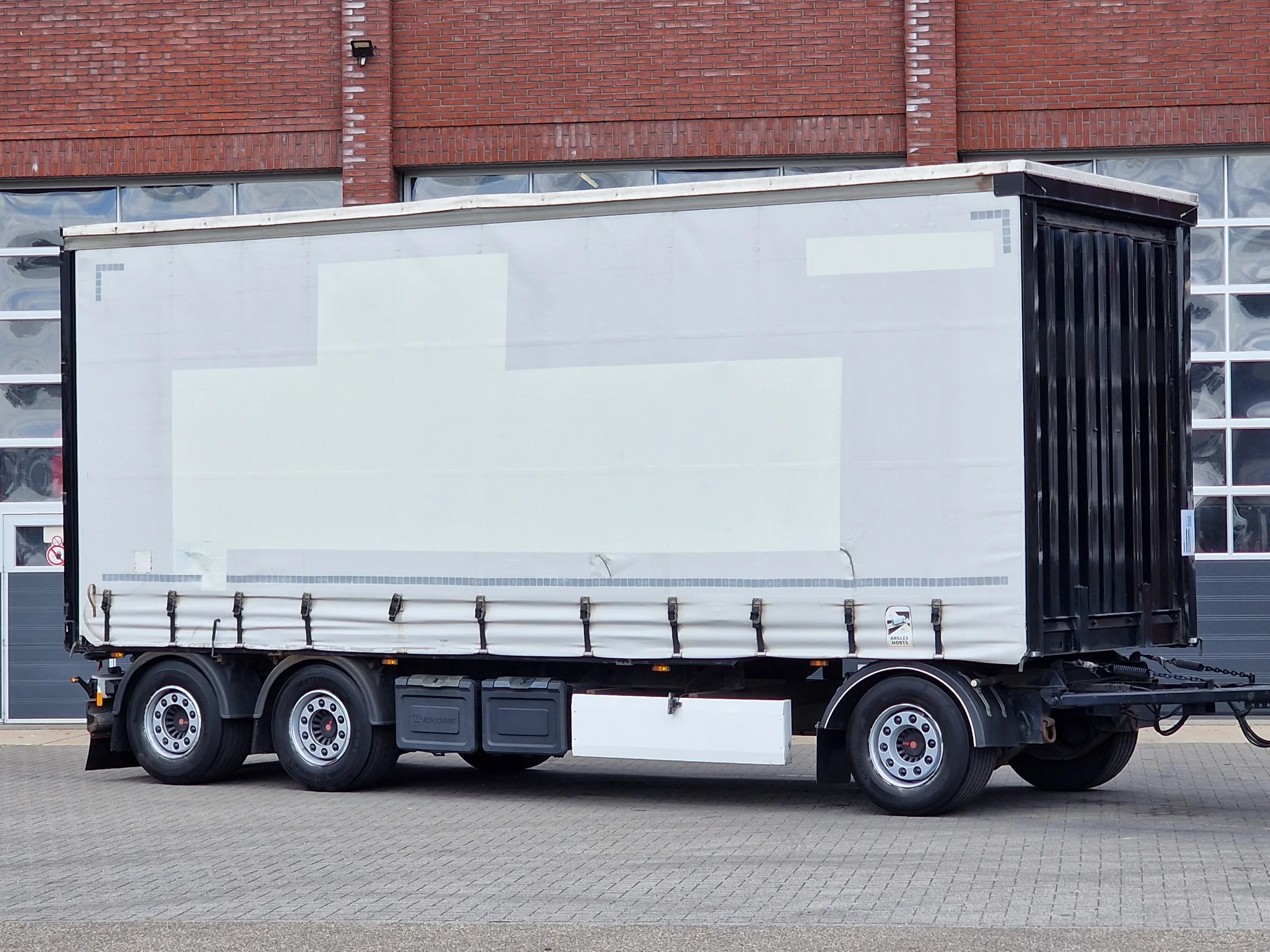 Krone 2015 - 3 axle trailer - SAF Axle - obrázek 1