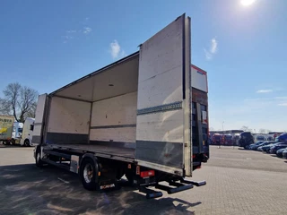 Scania P 2014 - P280 4x2 - Box with sidedoors - Loadlift - Full air - Euro 6 immagine 18