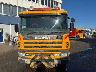 Scania P 1999 - P94-220 4X2 FULL STEEL VEEGMACHINE SWEEPER afbeelding 2