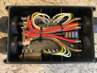 Diverse N/A 2010 - 4461220520 TRAILER CAN ROUTER immagine 3