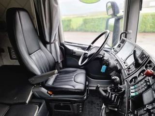 Scania T 2002 - T164-580 V8 Topline 4x2 - Original Torpedo/Hauber - Retarder - 4.70 WB - PTO/Hydraulic - Light bar - Leather seats obrazek 17