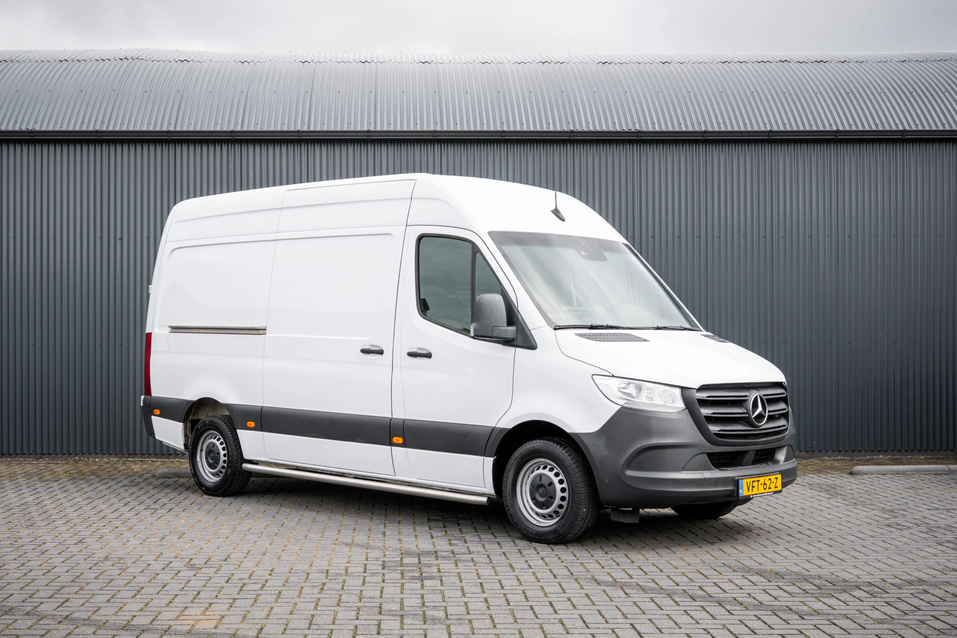 Mercedes-Benz Sprinter 2020 - 311 CDI RWD L2H2 | Volledig Ingericht | Mbux | Camera | Navi | Climatronic image 4