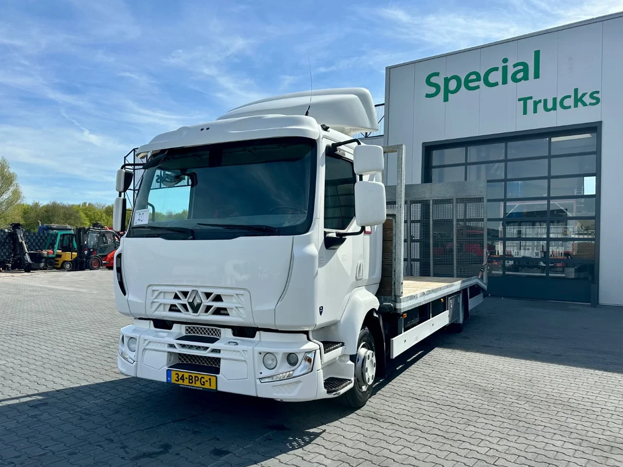 Renault D 2015 - 12 Comfort / Euro 6 / Oprijwagen / Machinetransporter obrázek 3