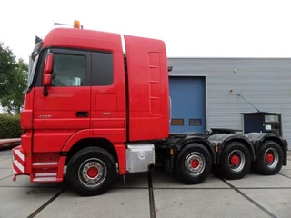 Mercedes-Benz Actros 2011 - 4165 8x4 Heavy Haulage Tractor obrazek 2