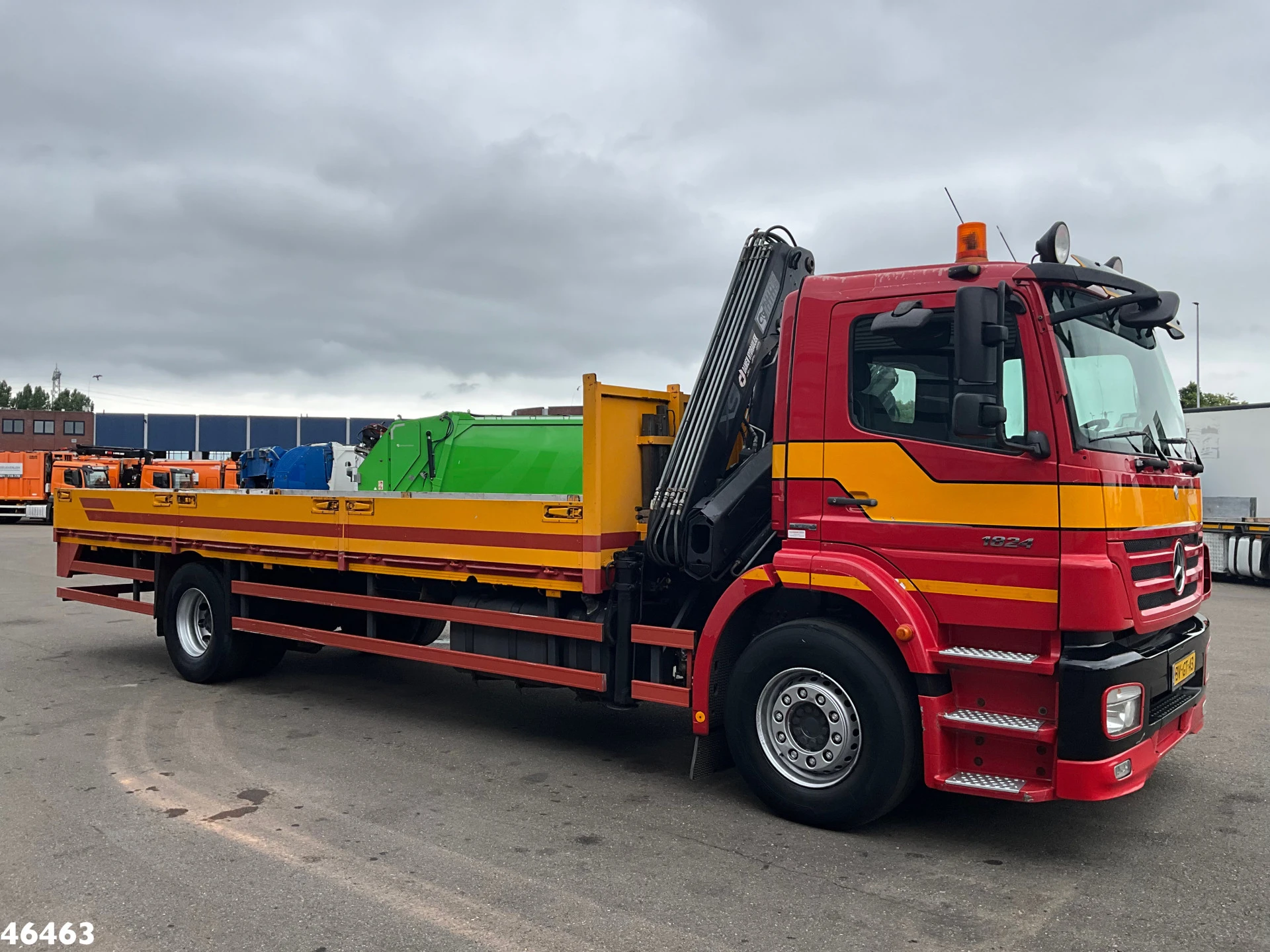 Mercedes-Benz AXOR 1824 Hiab 12 Tonmeter laadkraan 2008 Bild 9