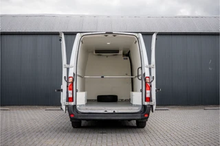 Renault Master 2020 - 2.3 dCi 135 L3H2 | 136 PK | 1ste Eigenaar | 3-Zits | Camera | Cruise | PDC | Airco obrazek 9