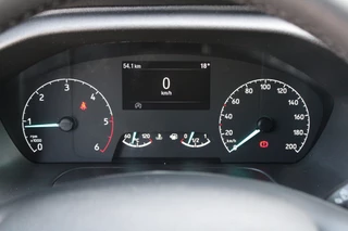 Ford Transit 2024 - 350 2.0 TDCI L3H2 Trend 130pk Trend - Navigatie - Blind Spot - Adaptive cruise - Camera - 270gr deuren - Trekhaak - Rijklaar obrazek 13