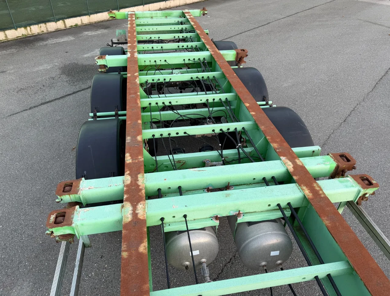 Flandria 1999 - 3 AXLE DRUM BRAKES LIFT AXLE SUPER STRONG TOP CONDITION 3 PIECES AVAILABLE zdjęcie 19