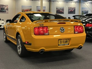 Ford Mustang 2009 - Coupe 4.6i V8 GT Premium 45th Anniversary Edition obrazek 14