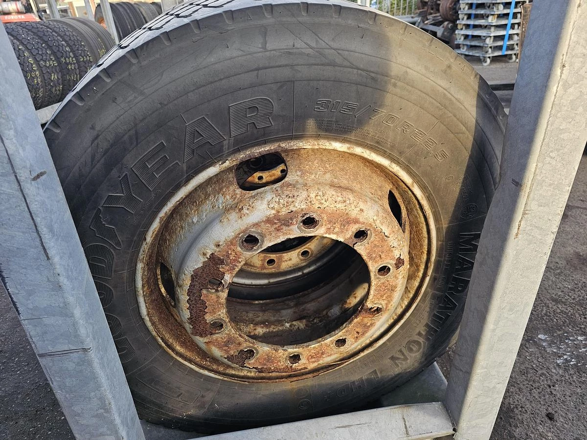 GOODYEAR 315/70R22.5 2000 Bild 6