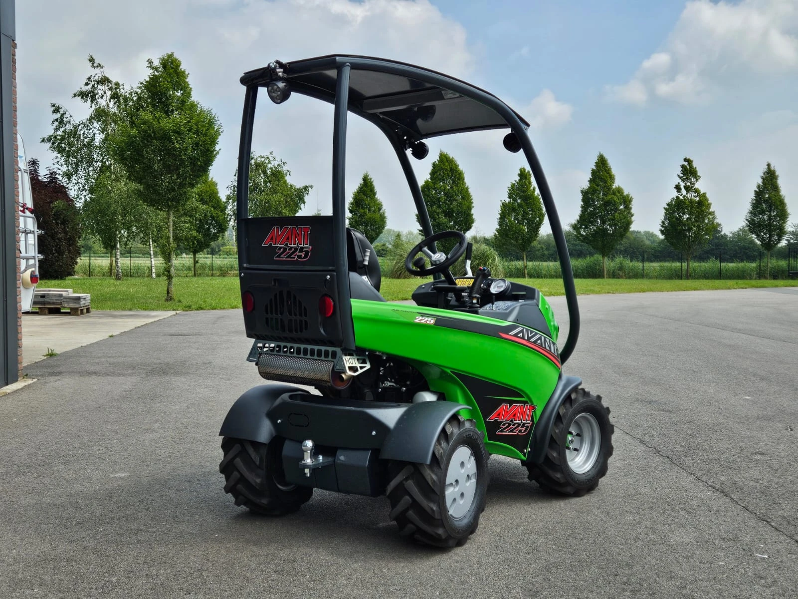 Avant 2025 - 225 mini-lader afbeelding 4