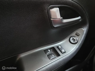 Kia Picanto 2012 - 1.0 CVVT Plus Pack obrazek 13