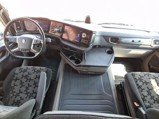 Scania R 2024 - R460 Highline 4x2 - New dashboard - Retarder - Night clima - Alloy wheels - 2x tank image 17