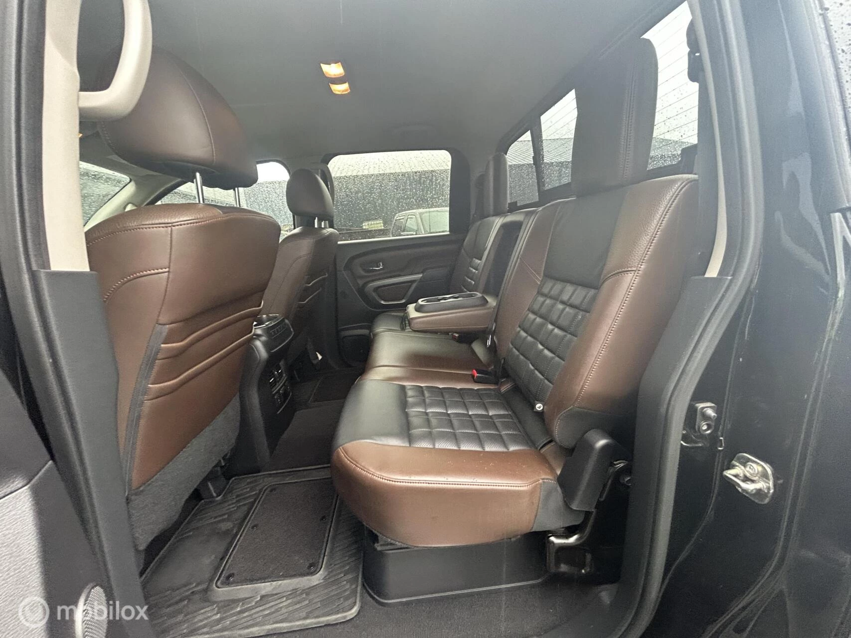 Nissan Titan 2016 - XD 5.0 V8 Cummins TD Platinum Reserve image 17