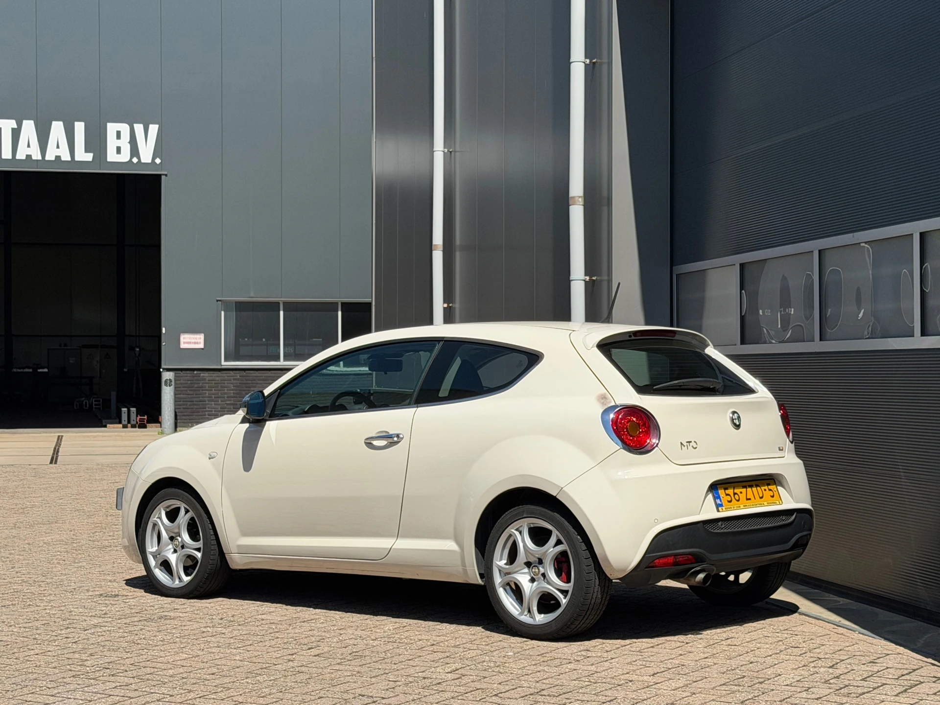Alfa Romeo MiTo 2013 - 0.9 TwinAir Distinctive bj.2013 Leder|Clima|Nap. afbeelding 3