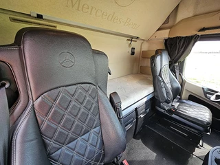 Mercedes-Benz Actros 2017 - 2651 obrazek 14