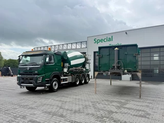 Volvo FMX 460 2015 - 8x4 / Euro 6 / Automix AM9 Betonmixer + WAF FC Kipper (Wisselsysteem) obrazek 4