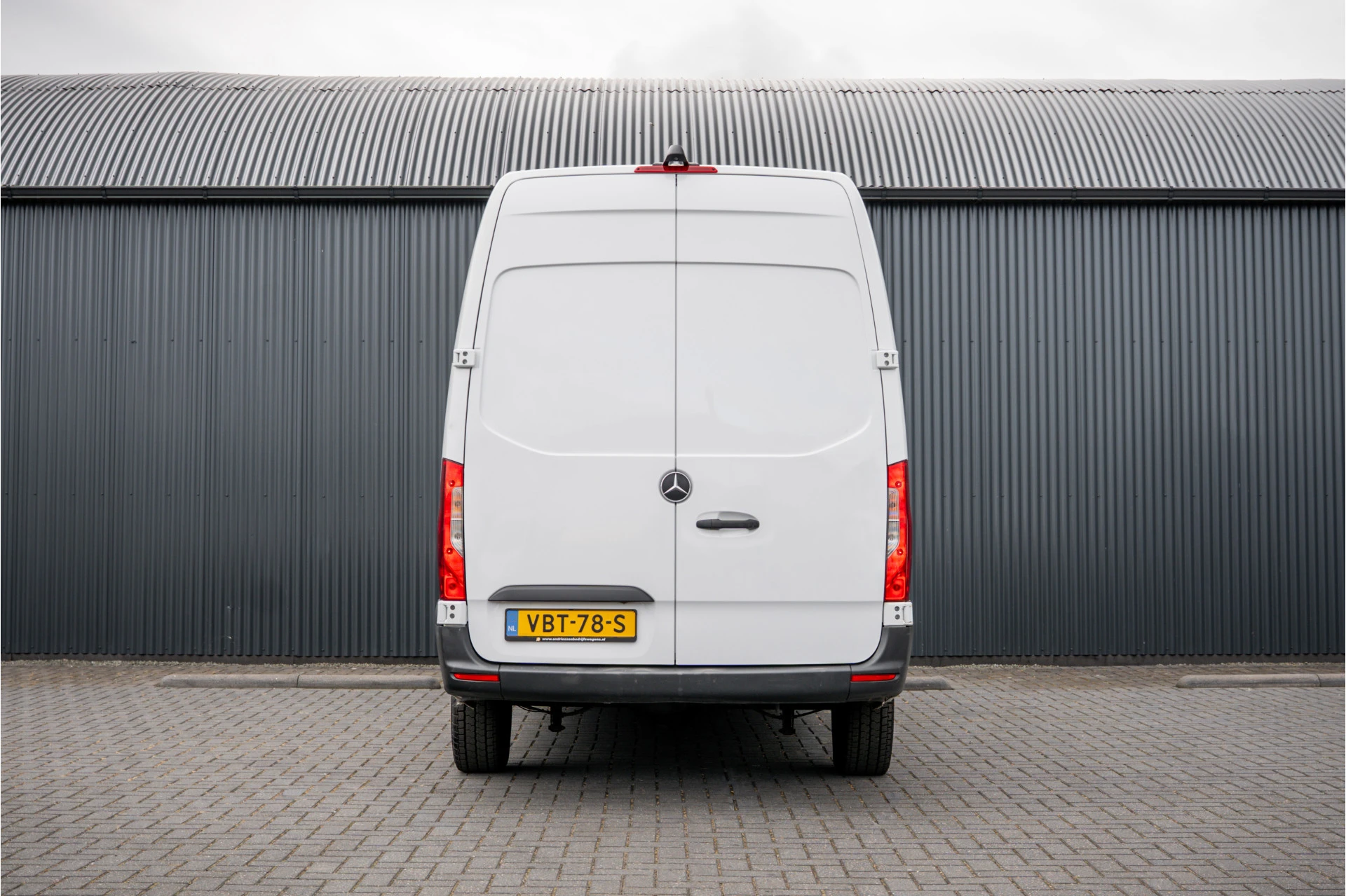 Mercedes-Benz Sprinter 2019 - 311 CDI RWD L2H2 | | Volledig Ingericht | Mbux | Camera | Climatronic afbeelding 8